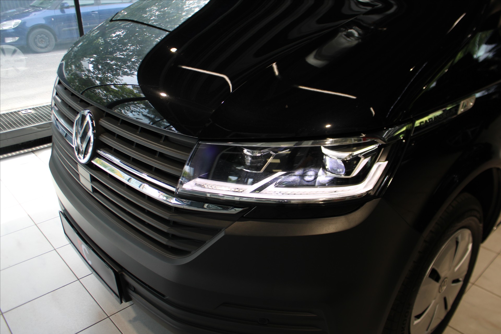Volkswagen Caravelle
